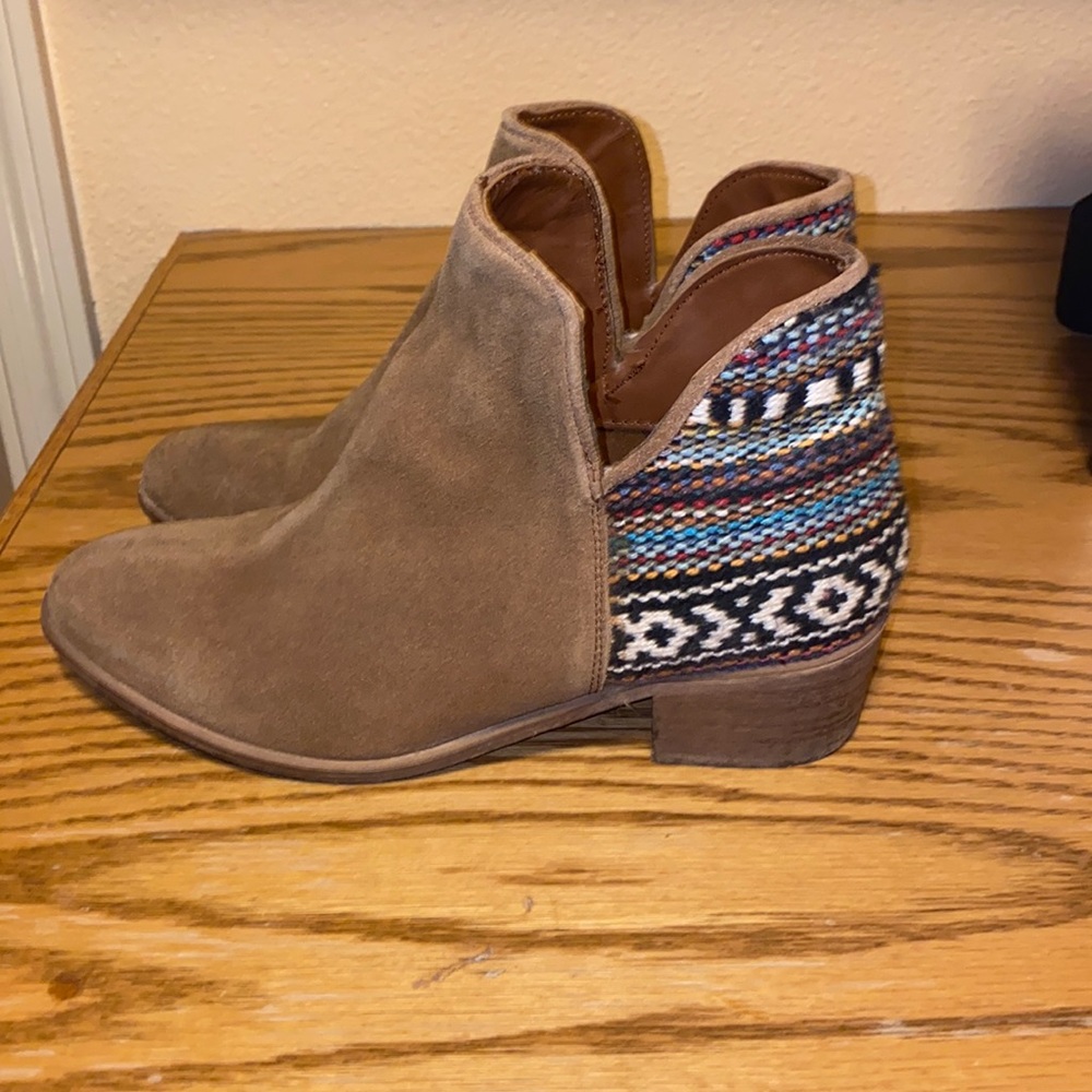 Steve Madden booties